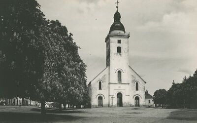 Donja Stubica - Župna crkva sv. Trojstva, vanjština