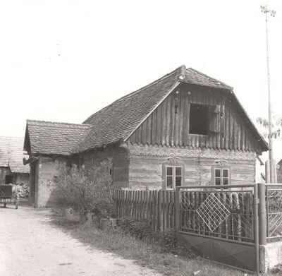 Lukavec - Tradicijska drvena prizemenica