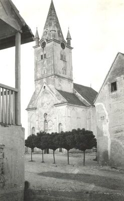 Sveti Ivan Zelina - Crkva sv. Ivana Krstitelja, glavno pročelje