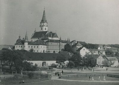 Marija Bistrica - Župna crkva sv. Marije Bistričke, vanjština, situacija