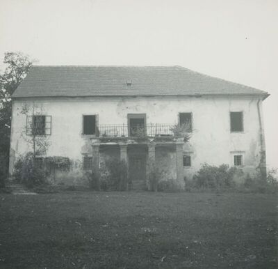 Velika Ves (Krapina) - Dvorac Popovec (Kulmer), južna fasada