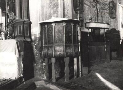 Donja Kupčina (Pisarovina) - Župna crkva sv. Marije Magdalene, mala propovjedaonica