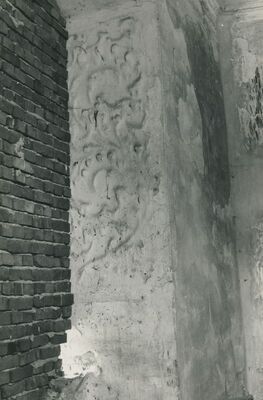 Lepoglava - Bivša pavlinska crkva sv. Marije, stucco dekoracija u prozorskoj niši na zapadnom zidu