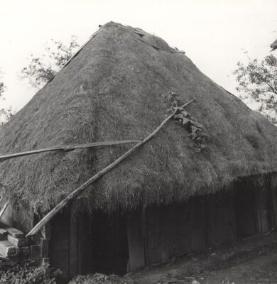 Donji Hruševec - Gospodarska zgrada, ulazno pročelje