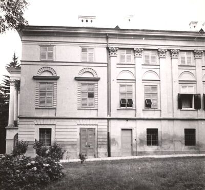 Januševec - Dvorac Januševec, detalj pročelja