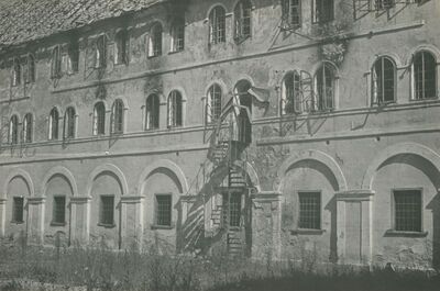 Lepoglava - Bivši pavlinski samostan, sjeverni trakt s dvorišne strane, detalj