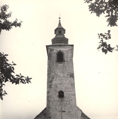 Preseka - Župna crkva sv. Petra apostola, zvonik