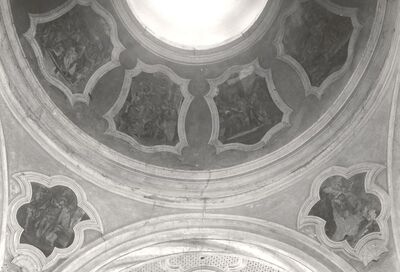 Gradec - Crkva Ranjenog Isusa, zidne slike