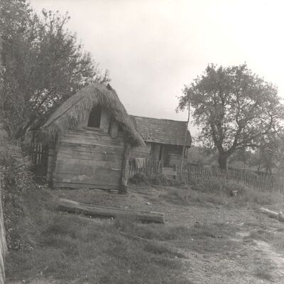 Strezoj - Gospodarska zgrada