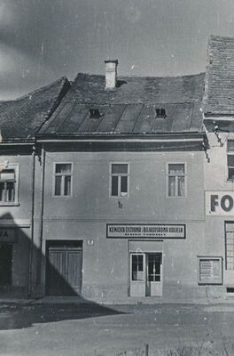 Karlovac - Preradovićeva ulica kbr. 8, pročelje