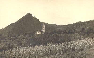 Okić - Srednjovjekovni grad