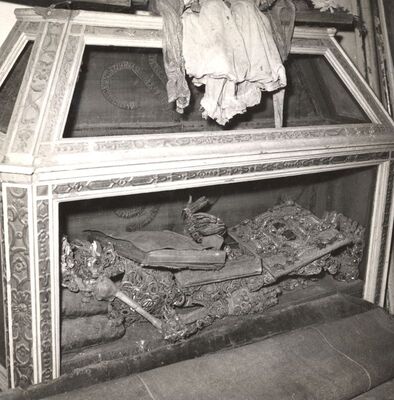 Kloštar Ivanić - Crkva sv. Ivana Krstitelja, relikvijar