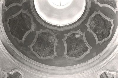 Gradec - Crkva Ranjenog Isusa, zidne slike