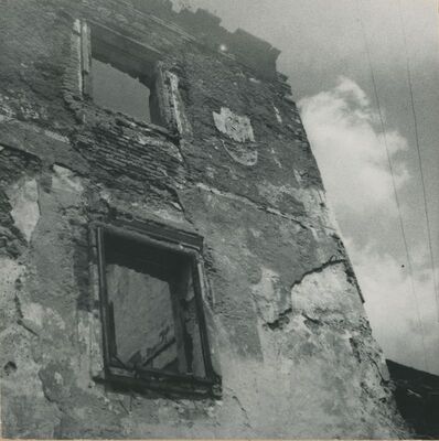 Ivanec - Stari grad, južno krilo, prozor