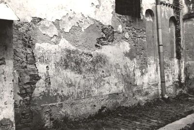 Križ - Župna crkva sv. Križa, detalj vanjštine