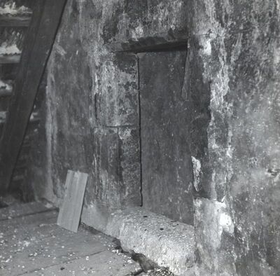 Slavetić - Dvorac Oršić, detalj unutrašnjosti branič kule