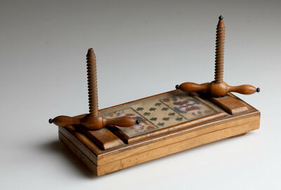 Tijesak za igraće karte