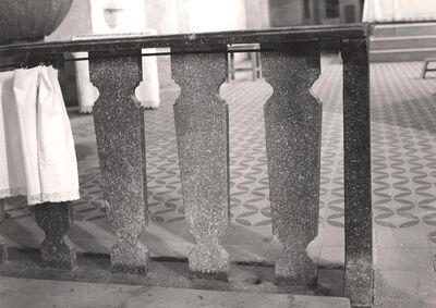 Kloštar Ivanić - Župna crkva Uznesenja Blažene Djevice Marije, pričesna klupa