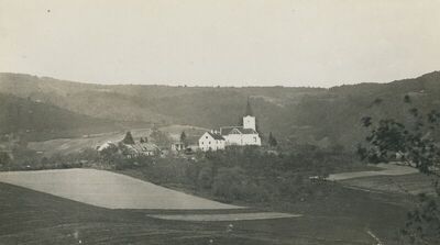 Zajezda (Budinščina) - Župna crkva Uznesenja Blažene Djevice Marije, situacija u krajoliku