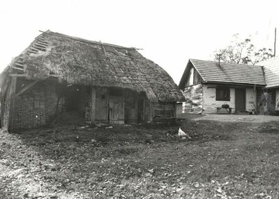 Martinski Vrh (Ribnik) - Gospodarska zgrada