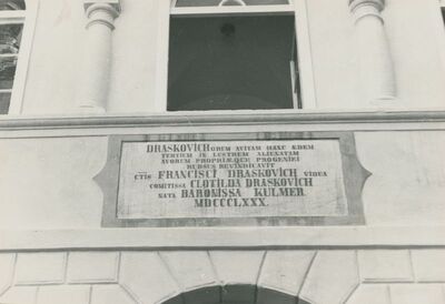 Klenovnik - dvor Draškovića, ploča Franji Draškoviću