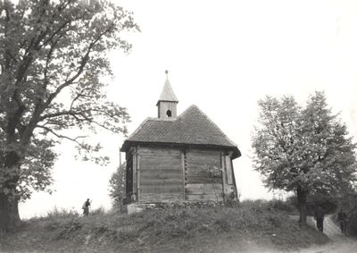 Draganić (Goljak Draganićki) - Kapela sv. Trojstva, svetište izvana