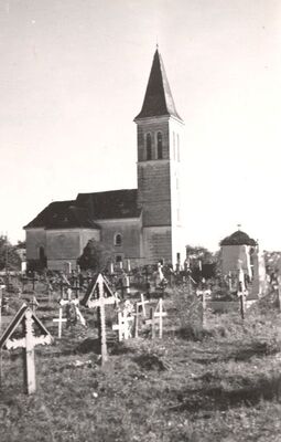 Resnik - Župna crkva Uznesenja Blažene Djevice Marije, bočno pročelje i zvonik