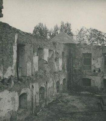 Oroslavje - Dvorac Oroslavje Gornje, unutrašnjost, ruševina