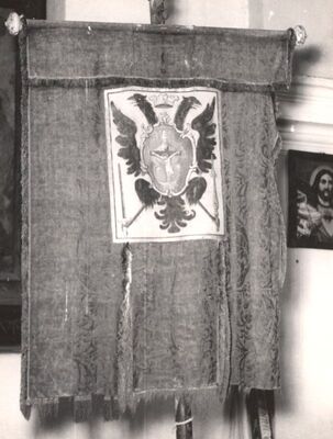 Gornji Tkalec - Kapela Uznesenja Blažene Djevice Marije, zastava s dvoglavim orlom