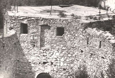 Samobor - Stari grad, peterokutna kula