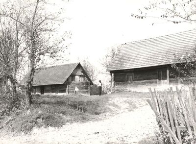 Cerje Pokupsko - Gospodarsko dvorište