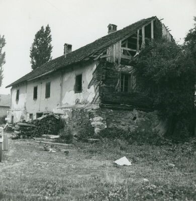 Kurilovec - Kurija Jelačić, zabatno i ulazno pročelje