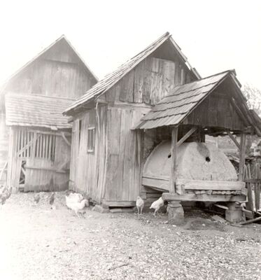 Kuče - Kuhinja s krušnom peći