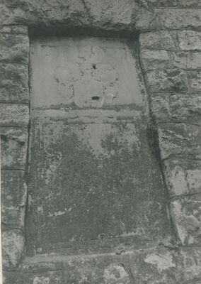 Krapina - Župna crkva sv. Nikole, detalj, nadgrobna ploča