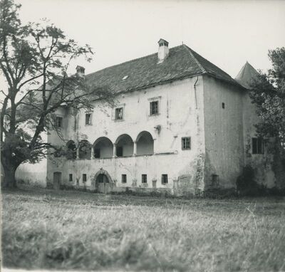 Bela (Novi Marof) - dvor Ožegović