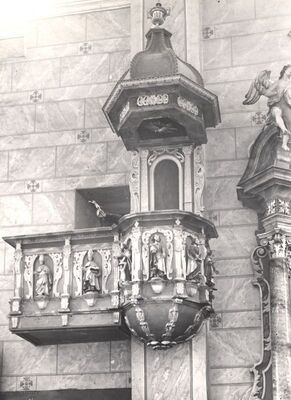 Kloštar Ivanić - Franjevačka crkva sv. Ivana Krstitelja, propovjedaonica