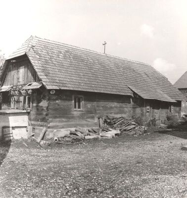 Gudci - Tradicijska kuća, dvorišno pročelje