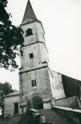 Dol - Kapela Majke Božje, glavno pročelje