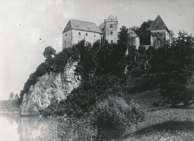 Ozalj - Stari grad, pogled s Kupe