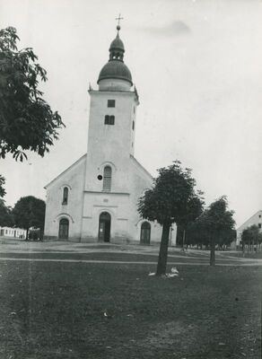 Donja Stubica - Župna crkva sv. Trojstva, vanjština