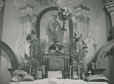 Krušljevo Selo (Oroslavje) - Kapela sv. Petra, oltar