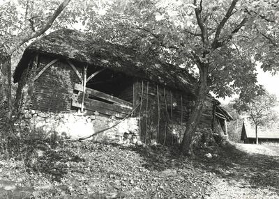 Martinski Vrh (Ribnik) - Gospodarska zgrada