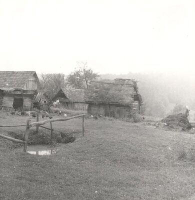 Donji Hruševec - Gospodarske zgrade