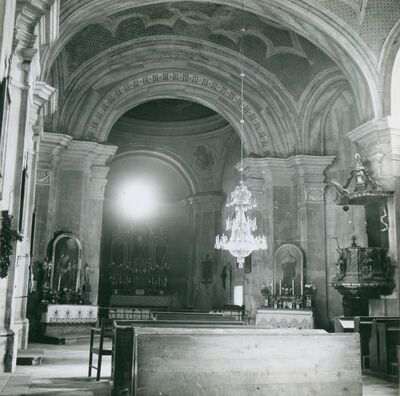 Gradec - Crkva Ranjenog Isusa, unutrašnjost svetišta