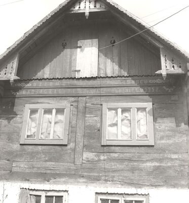 Jerebić - Tradicijska kuća, detalj zabatnog pročelja