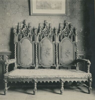 Trakošćan - dvorac, klupa u biblioteci