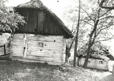 Martinski Vrh (Ribnik) - Tradicijska kuća, zabatno pročelje