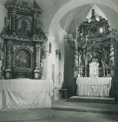 Sopot (Pregrada) - Kapela sv. Mihalja, unutrašnjost, detalj, oltari