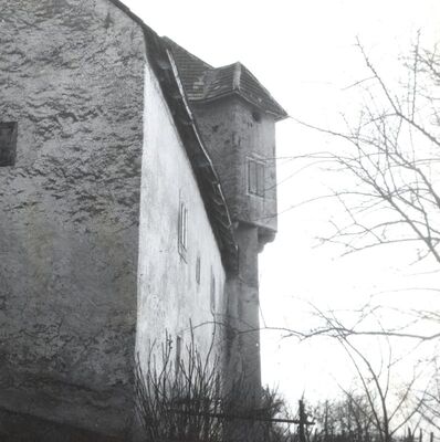 Slavetić - Dvorac Oršić, pročelje zapadnog i erker južnog trakta