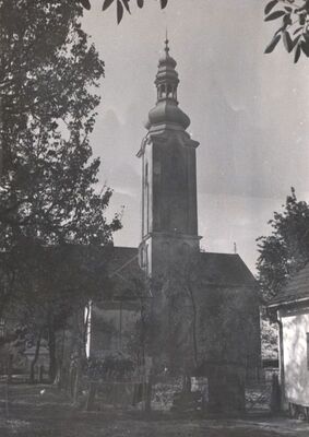 Kloštar Ivanić - Župna crkva Uznesenja Blažene Djevice Marije, pogled sa sjevera